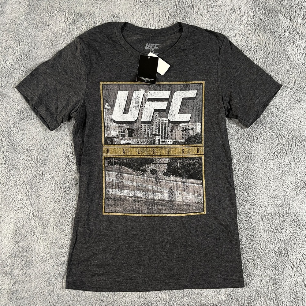 UFC Raleigh City Logo Graphic Crewneck Short Sleeve Shirt Adult Small